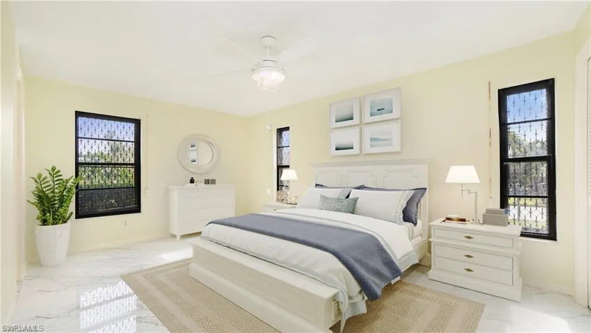 319 Reynolds Ct M12, Naples, Florida 34112