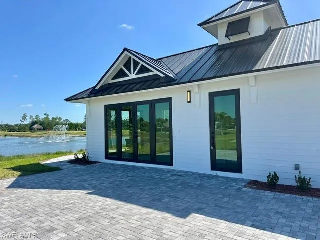 5573  Laguna Caribe  CIR, Fort Myers, FL 33905