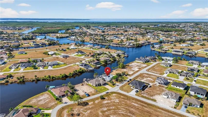 1914 Nw 36th Ave, Cape Coral, Florida 33993