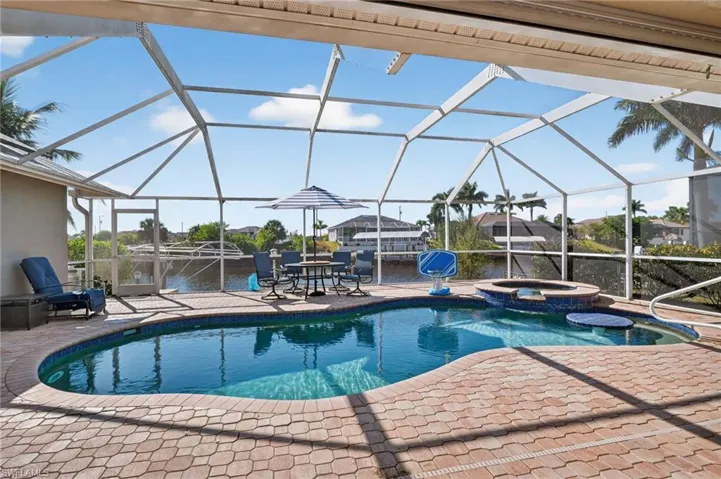 1914 Nw 36th Ave, Cape Coral, Florida 33993