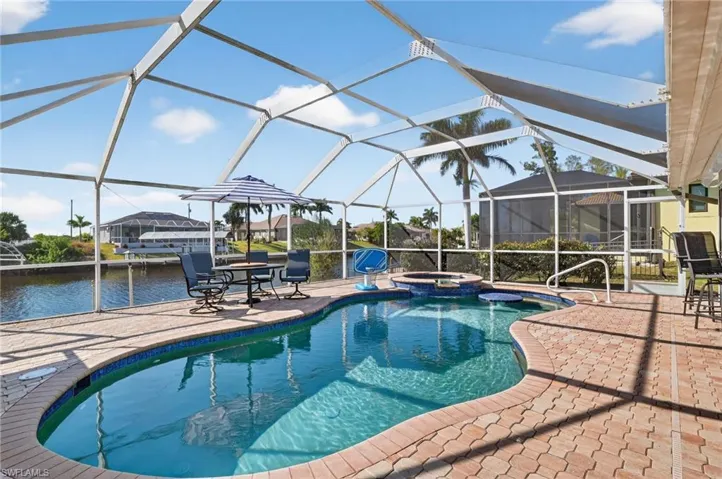 1914 Nw 36th Ave, Cape Coral, Florida 33993