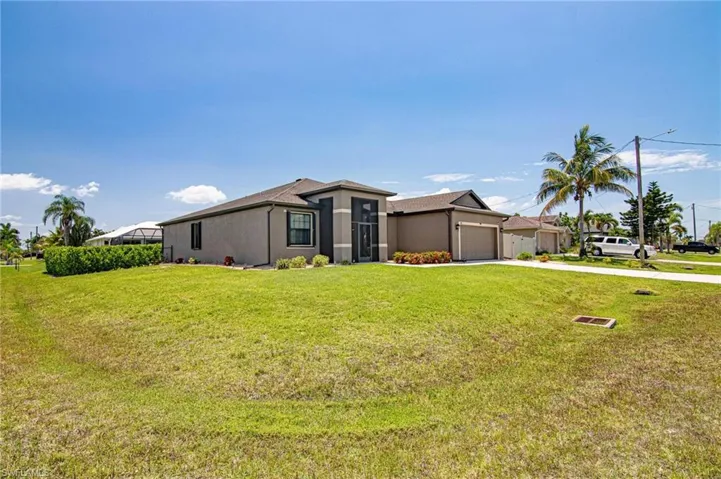 3817 SW 14th  AVE, Cape Coral, FL 33914