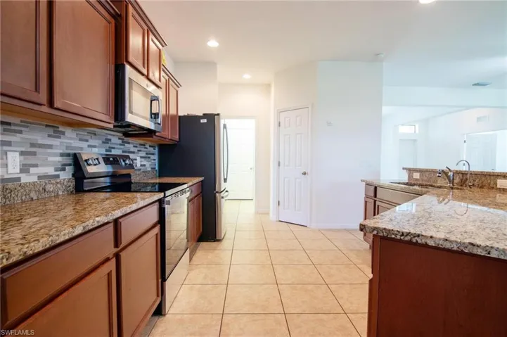 3817 SW 14th  AVE, Cape Coral, FL 33914