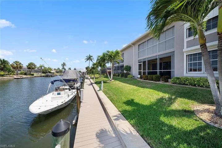 4622 12th Pl 124, Cape Coral, Florida 33914