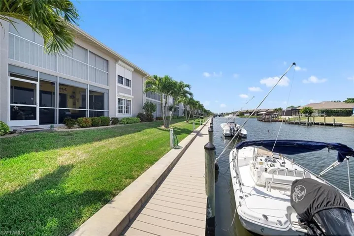4622 12th Pl 124, Cape Coral, Florida 33914