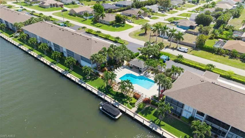 4622 12th Pl 124, Cape Coral, Florida 33914