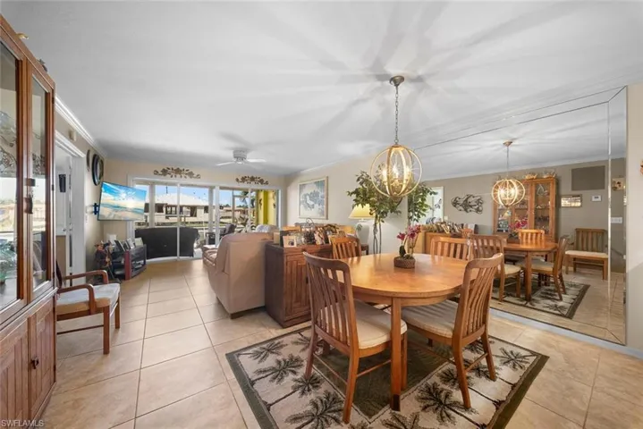 4622 12th Pl 124, Cape Coral, Florida 33914