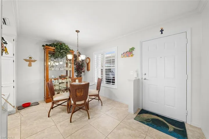 4622 12th Pl 124, Cape Coral, Florida 33914