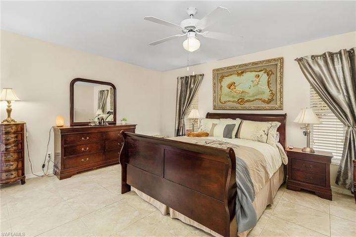 1609 SW 19th  TER, Cape Coral, FL 33991