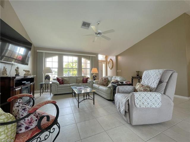 1609 SW 19th  TER, Cape Coral, FL 33991