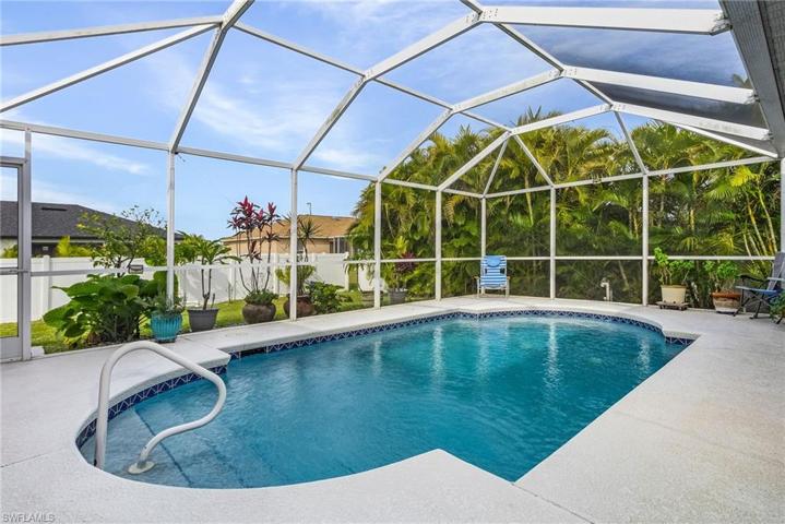 1609 SW 19th  TER, Cape Coral, FL 33991