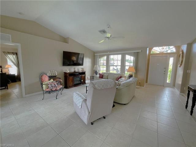 1609 SW 19th  TER, Cape Coral, FL 33991