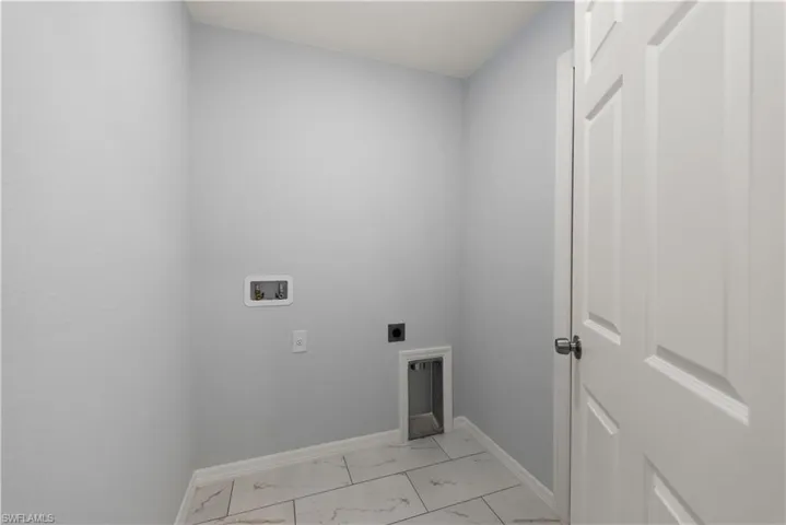 2001 Inglewood Cir, Labelle Fl 33935
