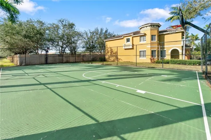 10260 Olivewood Way 58, Estero, Florida 33928