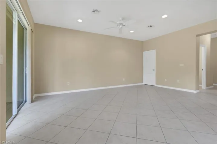 10260 Olivewood Way 58, Estero, Florida 33928