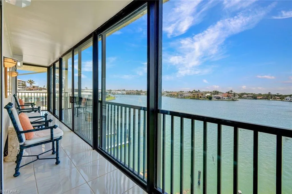 3200 Gulf Shore BLVD, Naples, FL 34103,225000278