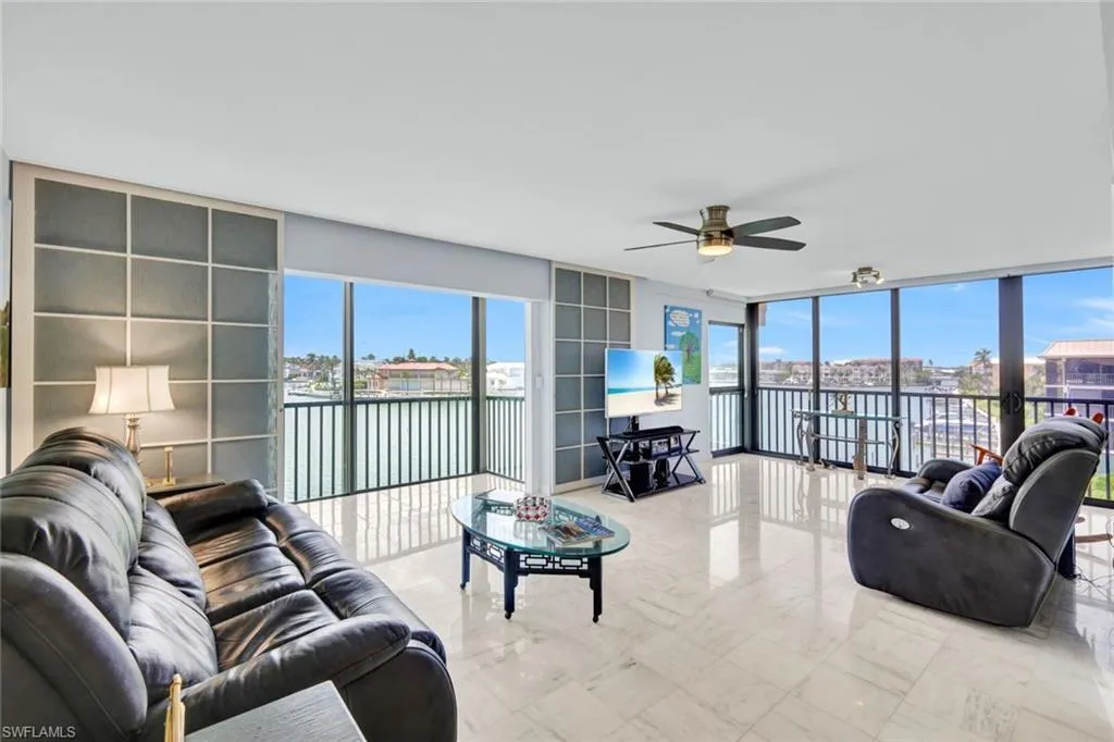3200 Gulf Shore BLVD, Naples, FL 34103,225000278