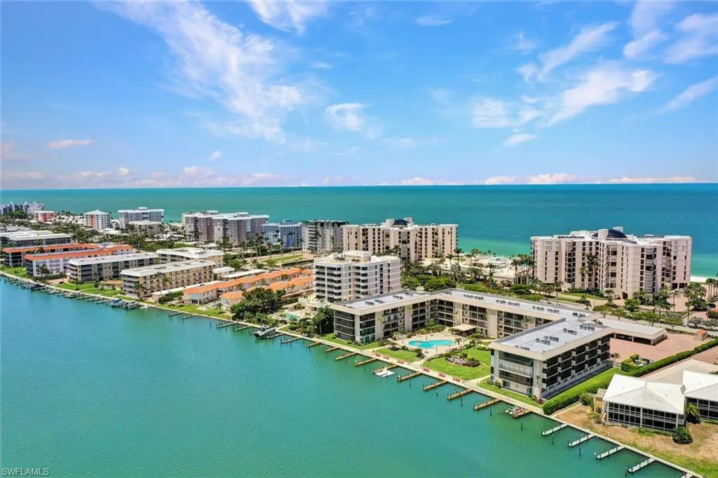 3200 Gulf Shore BLVD, Naples, FL 34103,225000278