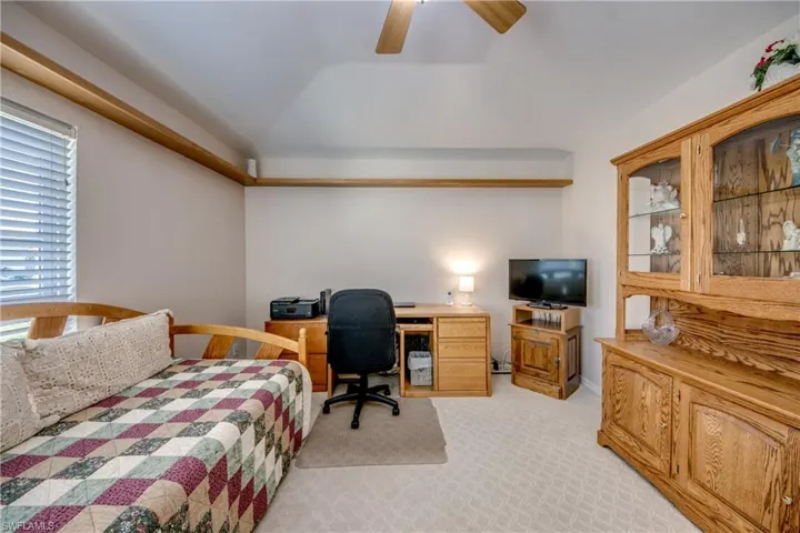 3861  Ponytail Palm  CT, North Fort Myers, FL 33917