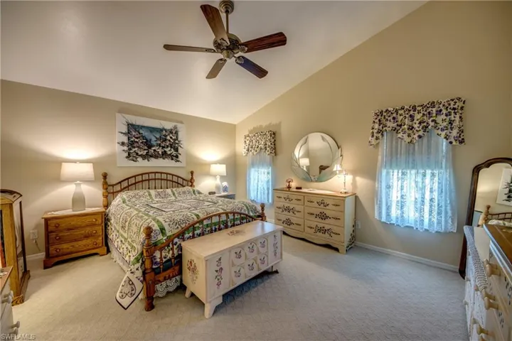 Spacious Owners Suite.  Berber carpet in Bedrooms.