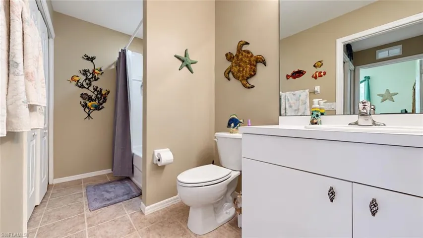 2740 Cypress Trace Cir 2720, Naples, Florida 34119