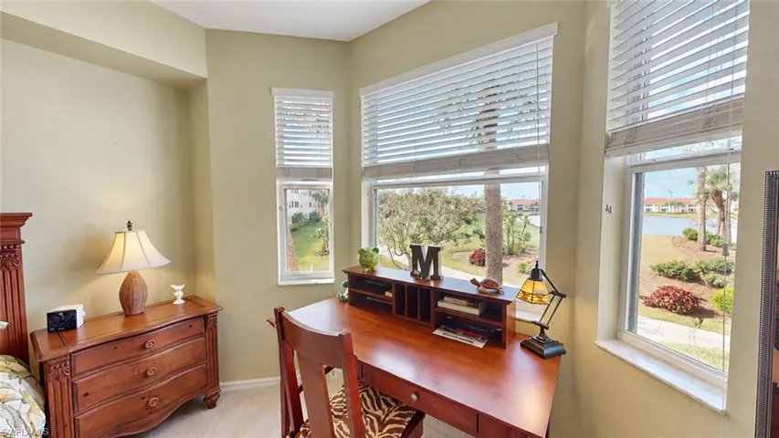 2740 Cypress Trace Cir 2720, Naples, Florida 34119