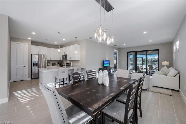 7790  Jacaranda  LN, Naples, FL 34114