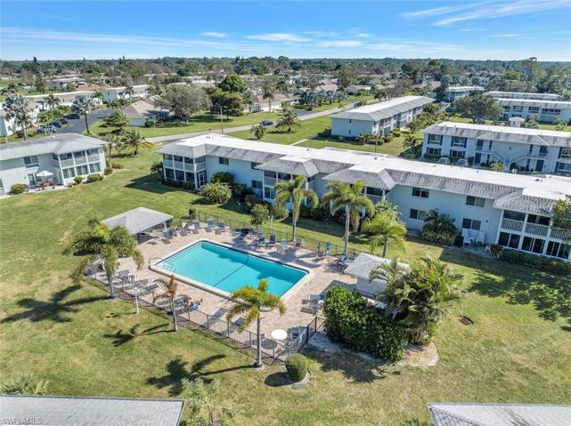 158 Lollypop LN # 1, NAPLES FL 34112