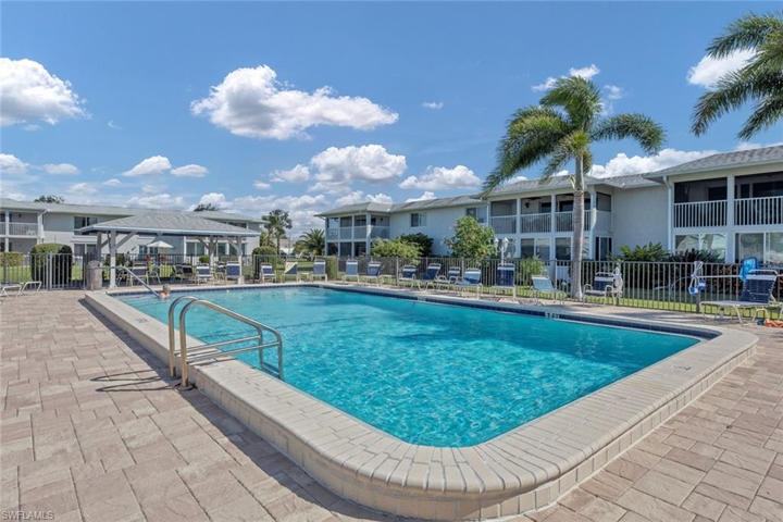 158 Lollypop LN # 1, NAPLES FL 34112
