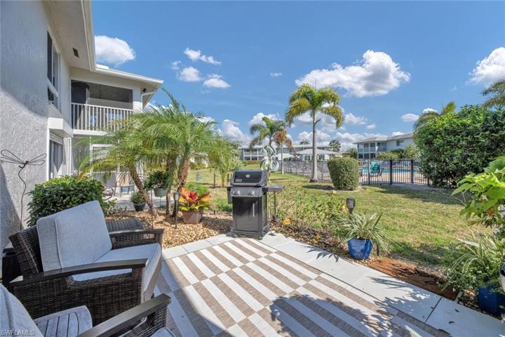 Bonus paver patio with view of the pool