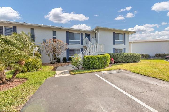 158 Lollypop LN # 1, NAPLES FL 34112