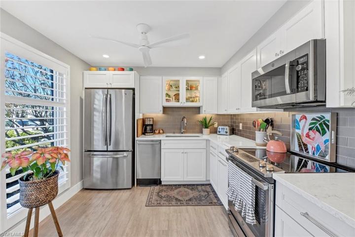158 Lollypop LN # 1, NAPLES FL 34112