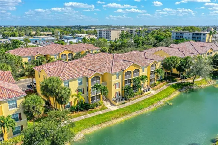 4121 Residence DR # 312, FORT MYERS FL 33901