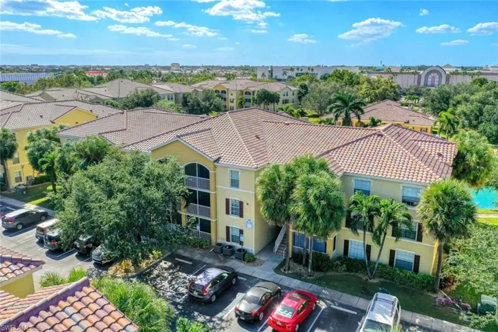 4121 Residence DR # 312, FORT MYERS FL 33901