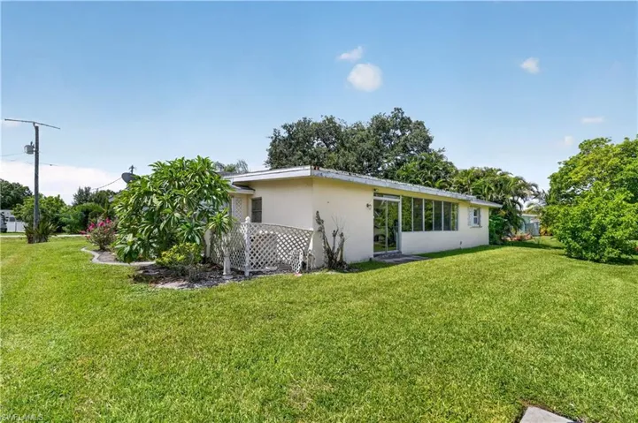 13512 Caribbean Blvd, Fort Myers, Florida 33905