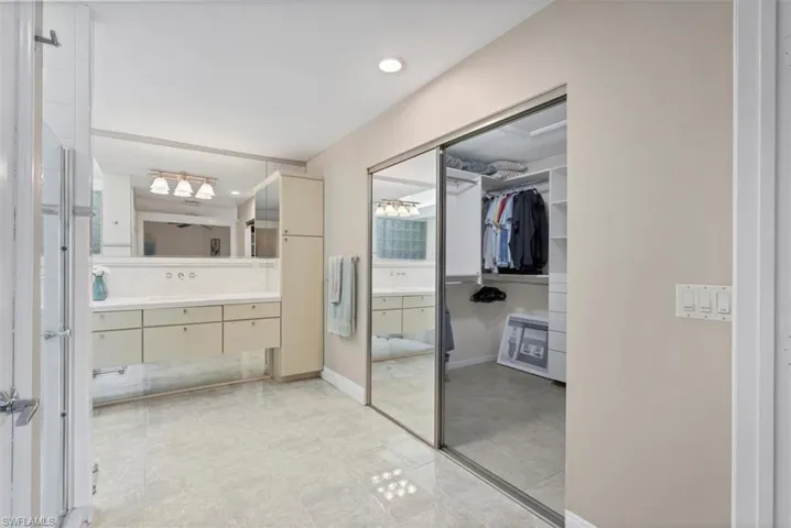 5454  Harbour Castle  DR, Fort Myers, FL 33907