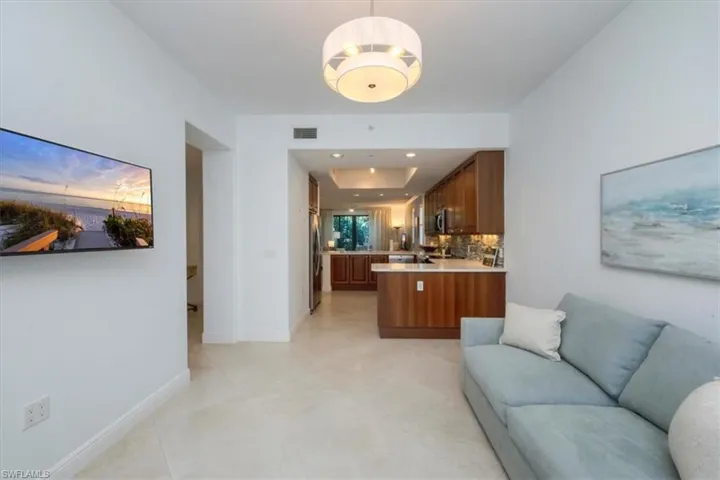 965  Sandpiper  ST, Naples, FL 34102