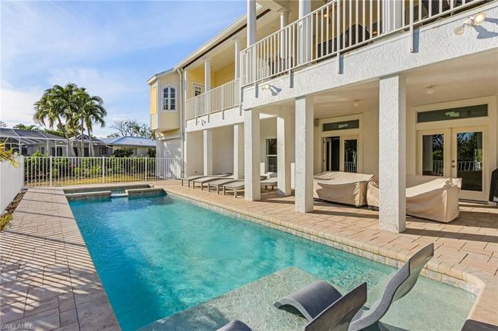 Pool/Spa & Covered Patio