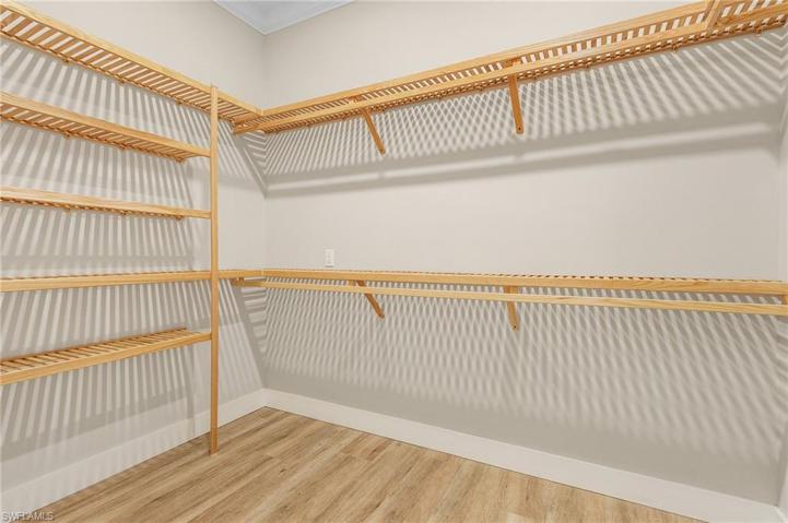 Walk-in Closet
