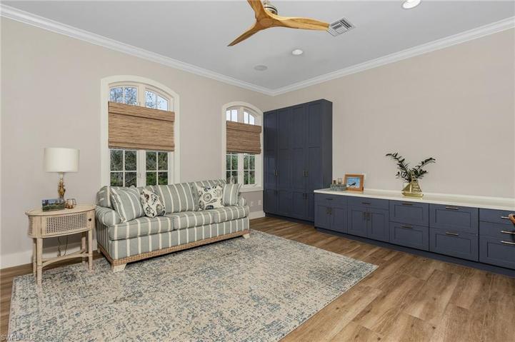 Den/Home Office