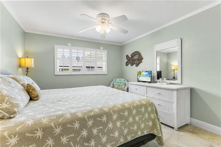 Reverse view of Primary Bedroom & outdoor greenspace