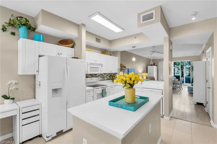 3980  Loblolly Bay  DR, Naples, FL 34114