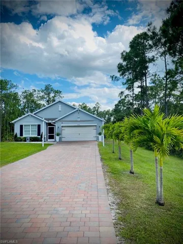 4646  45th NE AVE, Naples, FL 34120