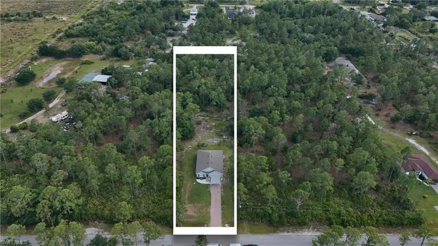 4646  45th NE AVE, Naples, FL 34120