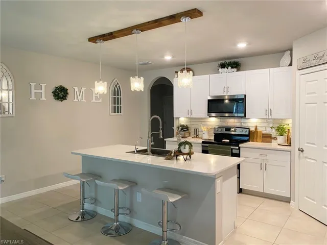 4646  45th NE AVE, Naples, FL 34120