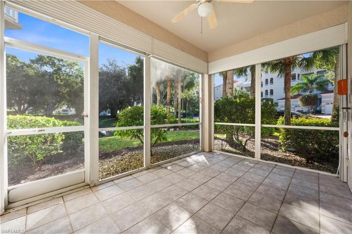1580  Clermont  DR, Naples, FL 34109