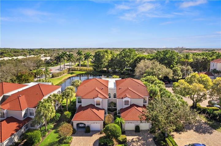 1580  Clermont  DR, Naples, FL 34109