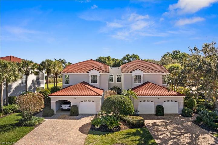 1580  Clermont  DR, Naples, FL 34109
