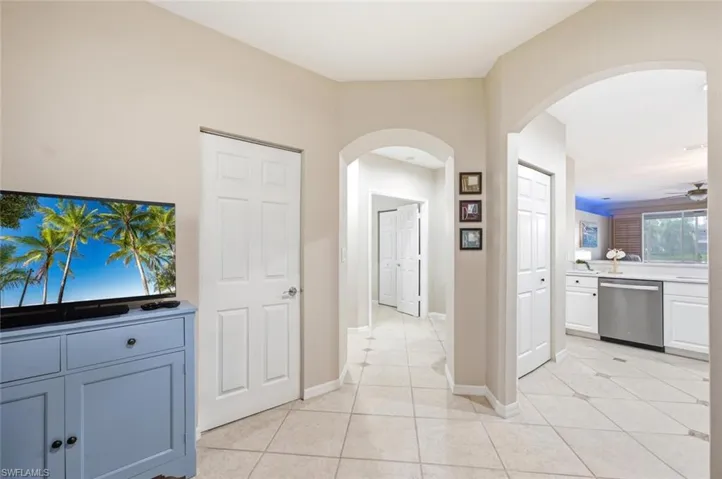 6305 Wilshire Pines Cir 503, Naples, Florida 34109