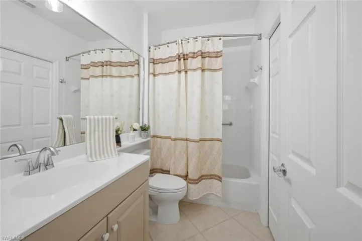 6305 Wilshire Pines Cir 503, Naples, Florida 34109